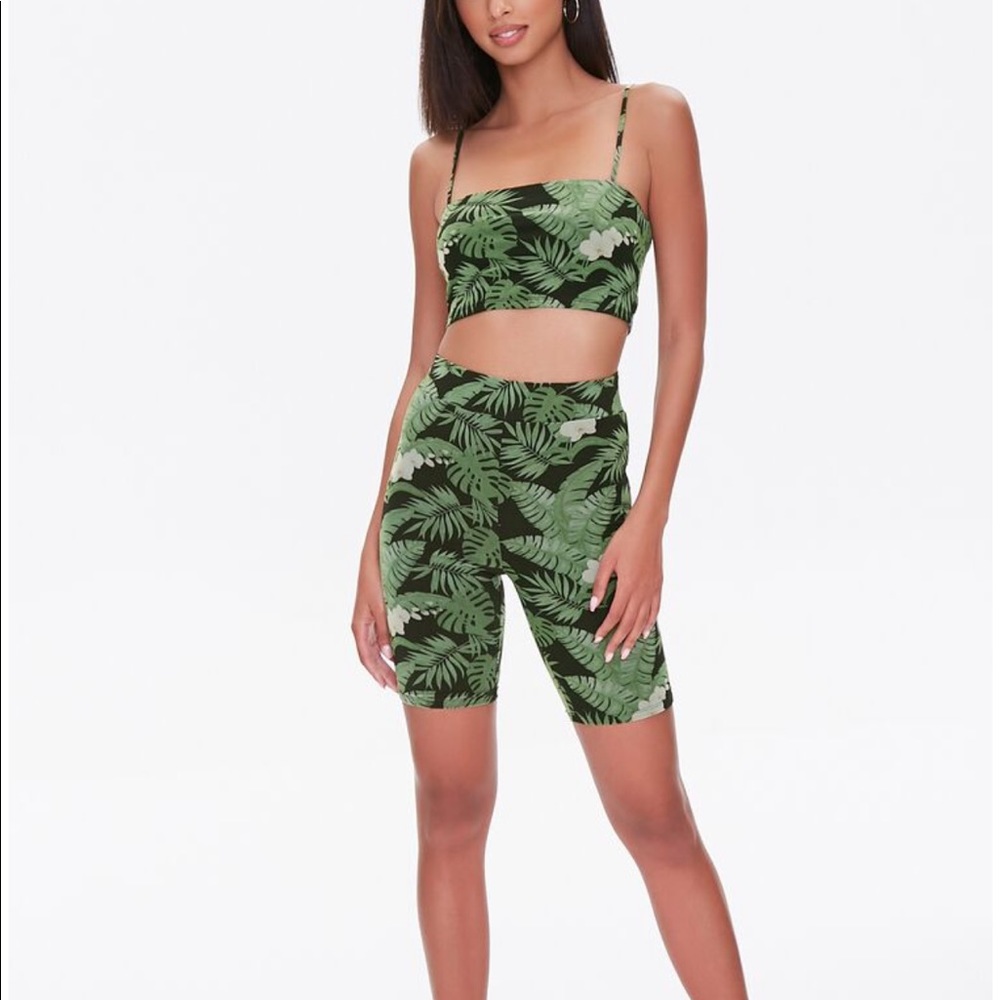 NWT! Forever 21 Biker Short & Crop Top 2 Piece Set